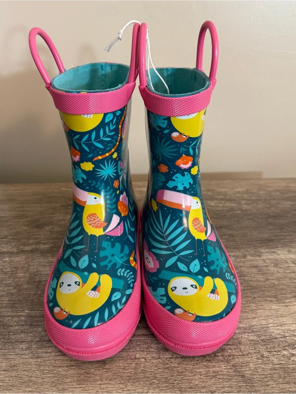 Lily & Dan Sloth Toucan Tropical Rain Boots Vibrant Colorful Cute Pink Blue 7/8